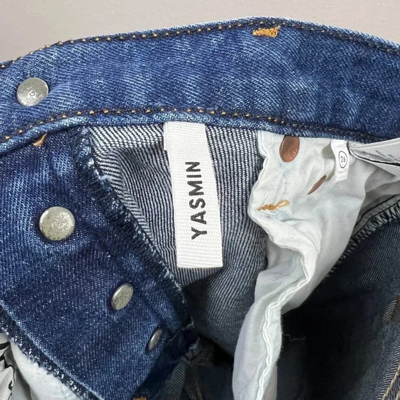 GRLFRND Yasmin Mid Rise Skinny Jeans Size 26 Joan Jett Wash Blue Button Fly - Picture 10 of 13